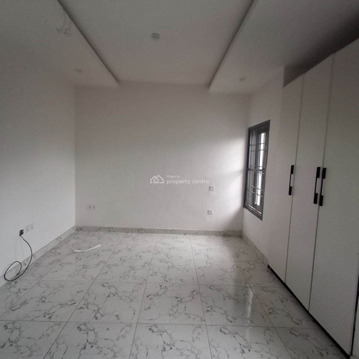 Three Bedroom Apartment, Lafiaji, Lekki, Lagos, Flat / Apartment for Rent