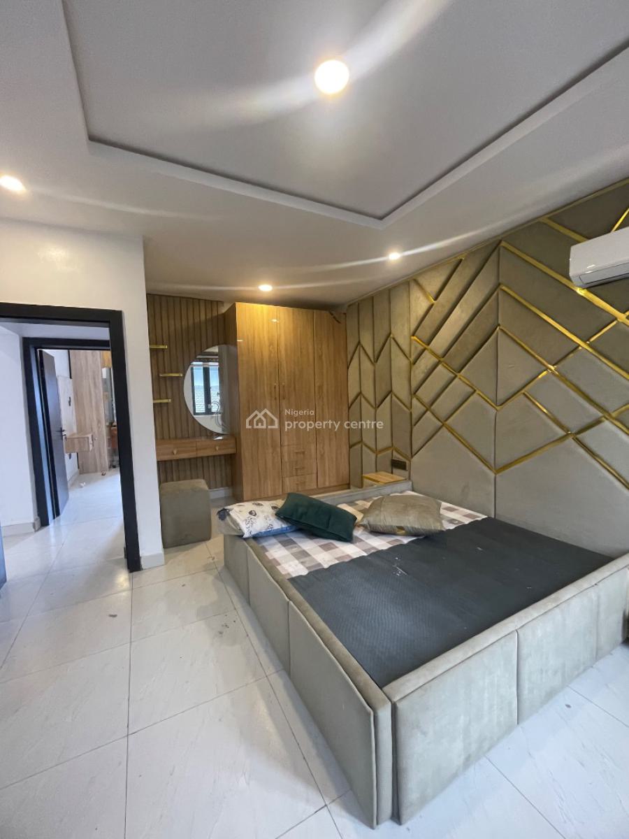 Spacious Partly Furnished 2 Bedroom Apartment, Ologolo, Lekki, Lagos, Flat / Apartment for Sale