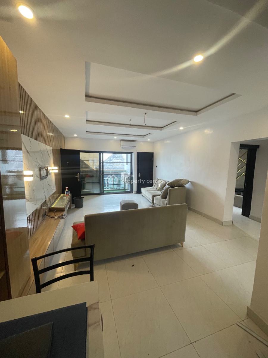 Spacious Partly Furnished 2 Bedroom Apartment, Ologolo, Lekki, Lagos, Flat / Apartment for Sale