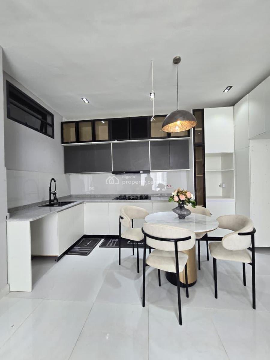 Modern 2-bedroom Apartments with Premium Amenities, Ologolo, Lekki, Lagos, Block of Flats for Sale
