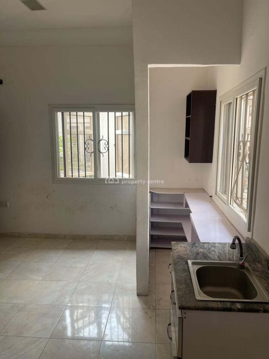 Executive Serviced Studio Upstairs Apartment, Off Omorinre Johnson, Lekki Phase 1, Lekki, Lagos, Self Contain (single Rooms) for Rent
