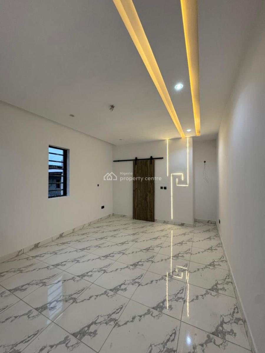 2 Bedroom Super Luxury Apartment, 2nd Toll Gate, Lekki, Lagos, Flat / Apartment for Sale