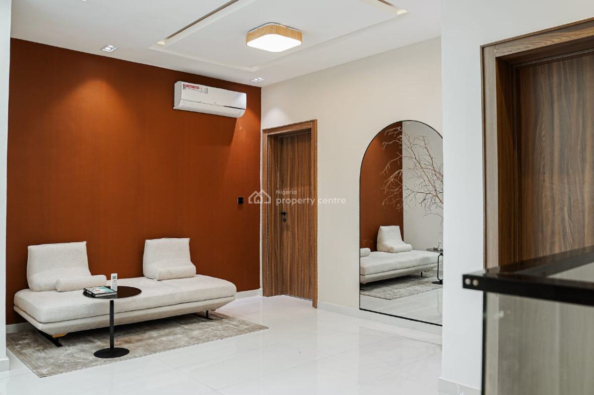 4 Bedroom Masionette with Swimming Pool, Gym & Ps5, Lekki Phase 1, Lekki, Lagos, Flat / Apartment Short Let