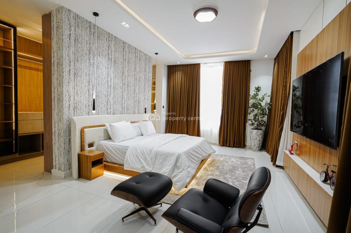 4 Bedroom Masionette with Swimming Pool, Gym & Ps5, Lekki Phase 1, Lekki, Lagos, Flat / Apartment Short Let