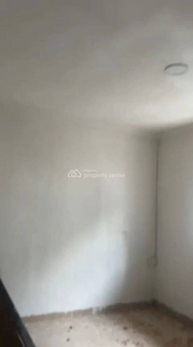 Spacious Recently Renovated 3 Bedroom Flat Apartment, Sabo, Yaba, Lagos, Flat / Apartment for Rent