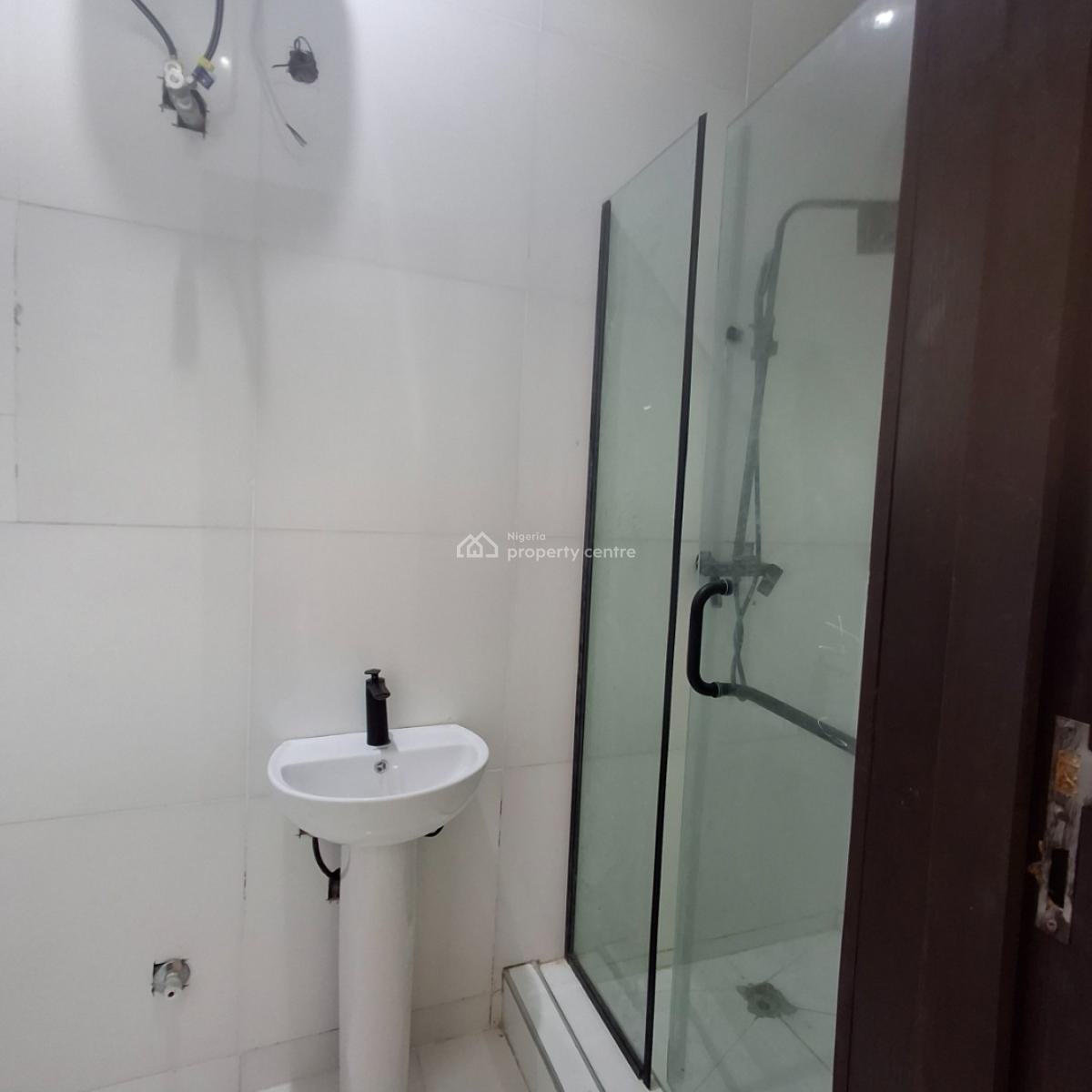 Five Bedroom Fully Detached Duplex, Lafiaji, Lekki, Lagos, Detached Duplex for Sale