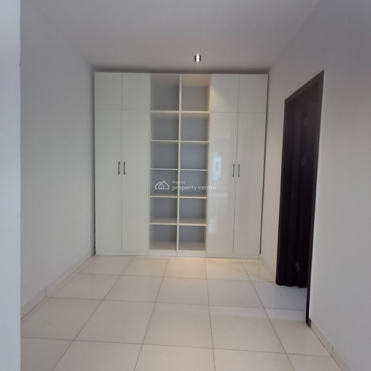 Five Bedroom Fully Detached Duplex, Lafiaji, Lekki, Lagos, Detached Duplex for Sale