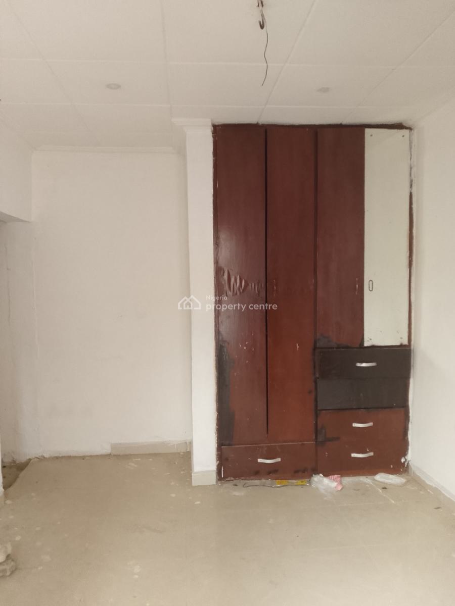 a Spacious Self Contain, New Road, Lekki, Lagos, Self Contain (single Rooms) for Rent