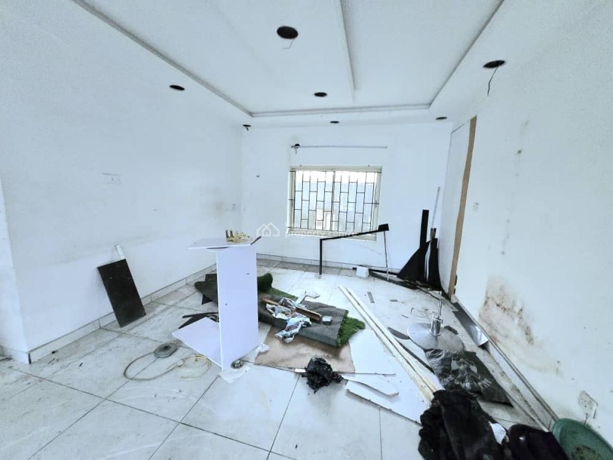 Commercial 4 Bedroom Semi-detached Duplex, Lekki Phase 1, Lekki, Lagos, Office Space for Rent