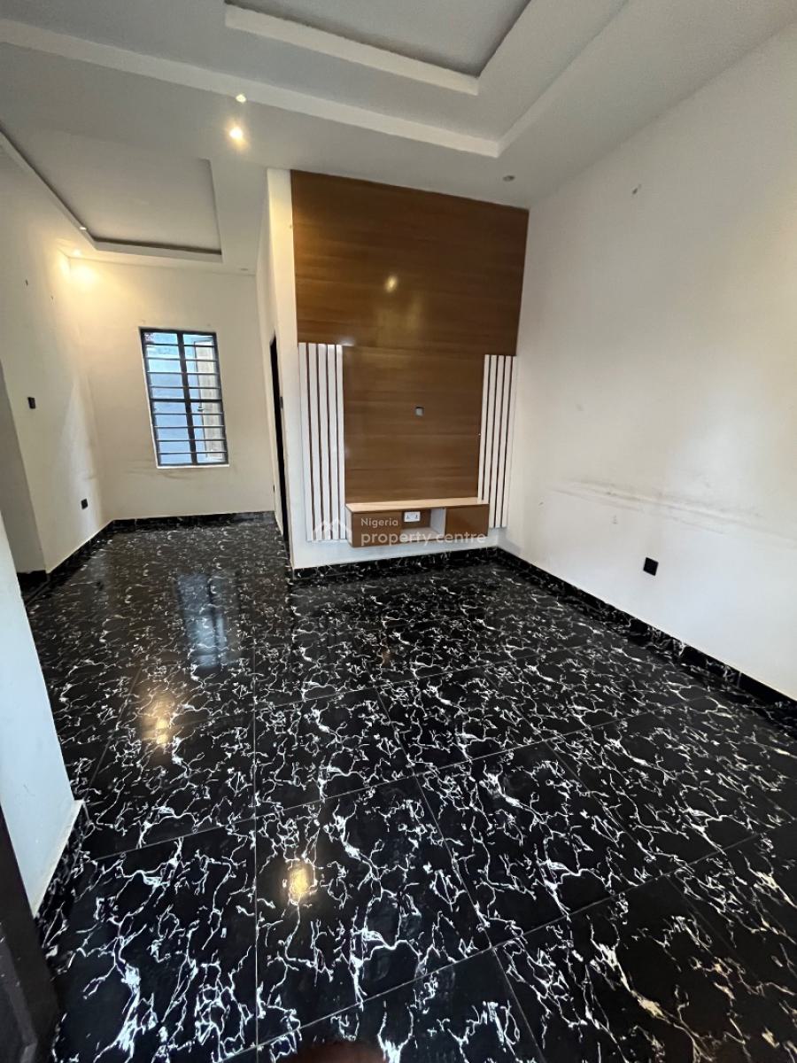 Two Bedroom Flat, Peace Land Estate, Ogombo, Ajah, Lagos, Flat / Apartment for Rent
