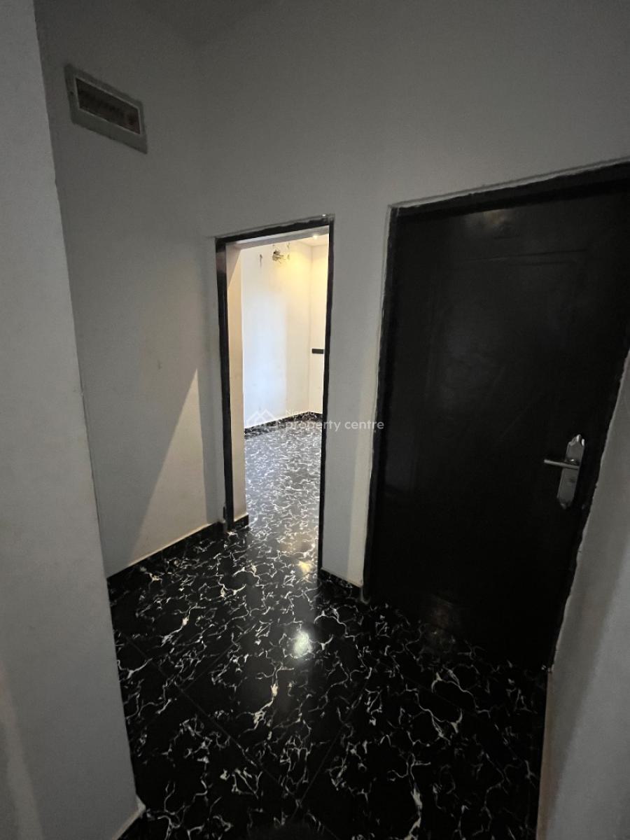 Two Bedroom Flat, Peace Land Estate, Ogombo, Ajah, Lagos, Flat / Apartment for Rent