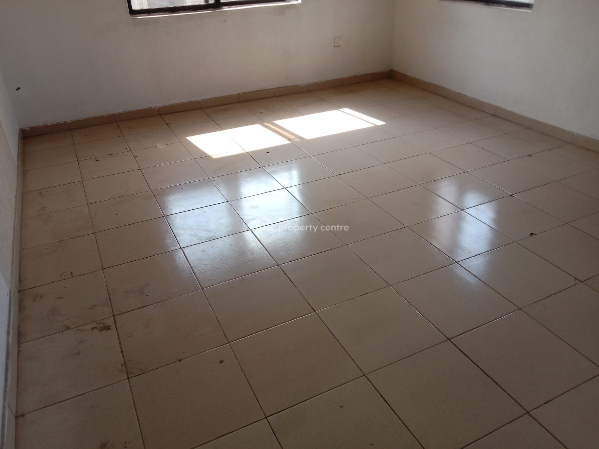 Spacious Four Bedroom Flat, Zone 2, Wuse, Abuja, Flat / Apartment for Rent