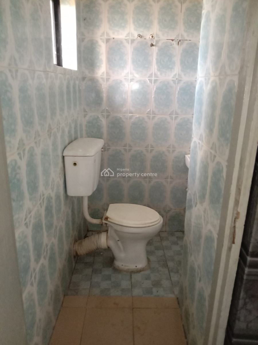 Spacious Four Bedroom Flat, Zone 2, Wuse, Abuja, Flat / Apartment for Rent