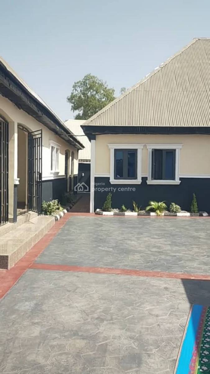 One Bedroom  Apartment, Pgc Estate, Phase 4, Jikwoyi, Abuja, Mini Flat (room and Parlour) for Rent