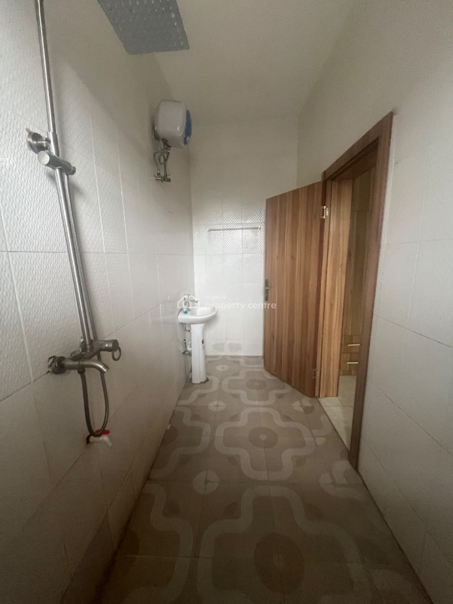 Two Bedroom Flat, Alasela Estate, Ogombo, Ajah, Lagos, Flat / Apartment for Rent