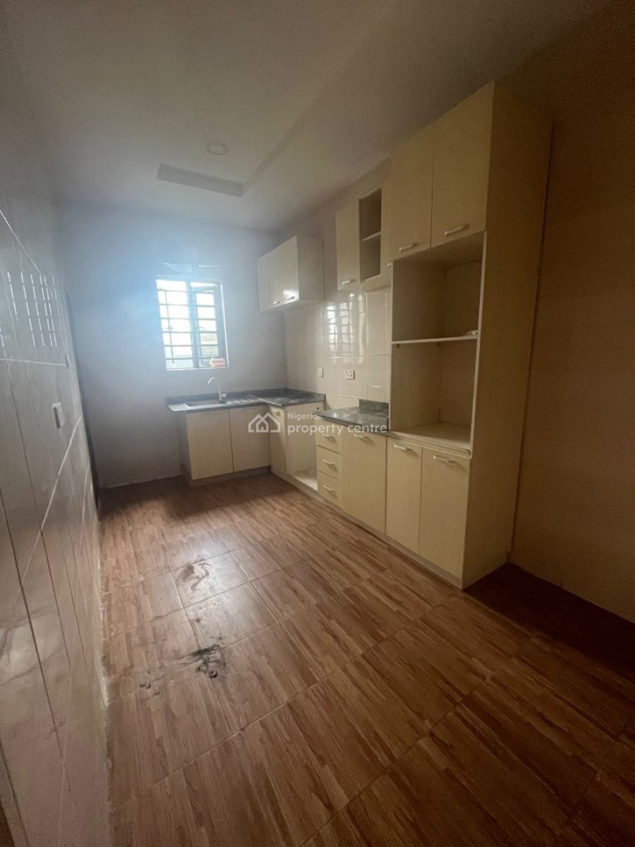 Two Bedroom Flat, Alasela Estate, Ogombo, Ajah, Lagos, Flat / Apartment for Rent