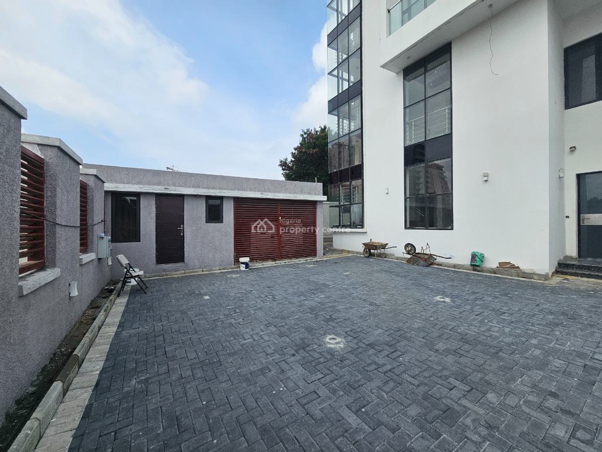 Luxury 5 Bedroom Mansion with Pool, Gym & Cinema in an Estate, Banana Island, Ikoyi, Lagos, Detached Duplex for Sale