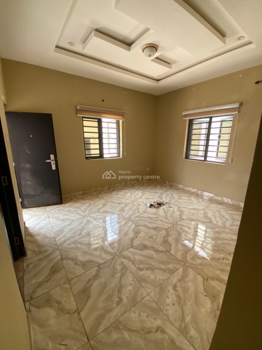 Room and Palour Self Contain, Kemta Housing Estate, Abeokuta South, Ogun, Flat / Apartment for Rent