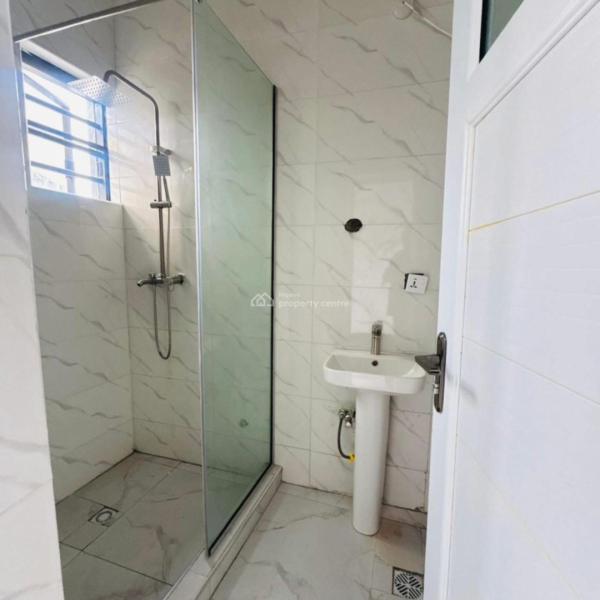 New 3 Bedroom Flat in Good Area, Surulere, Lagos, Block of Flats for Sale