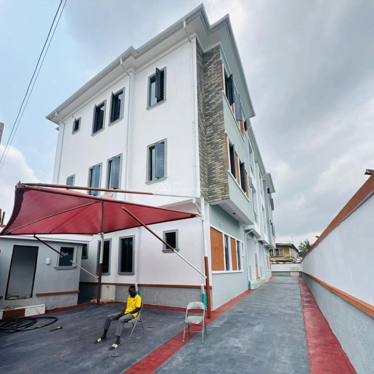 New 3 Bedroom Flat in Good Area, Surulere, Lagos, Block of Flats for Sale