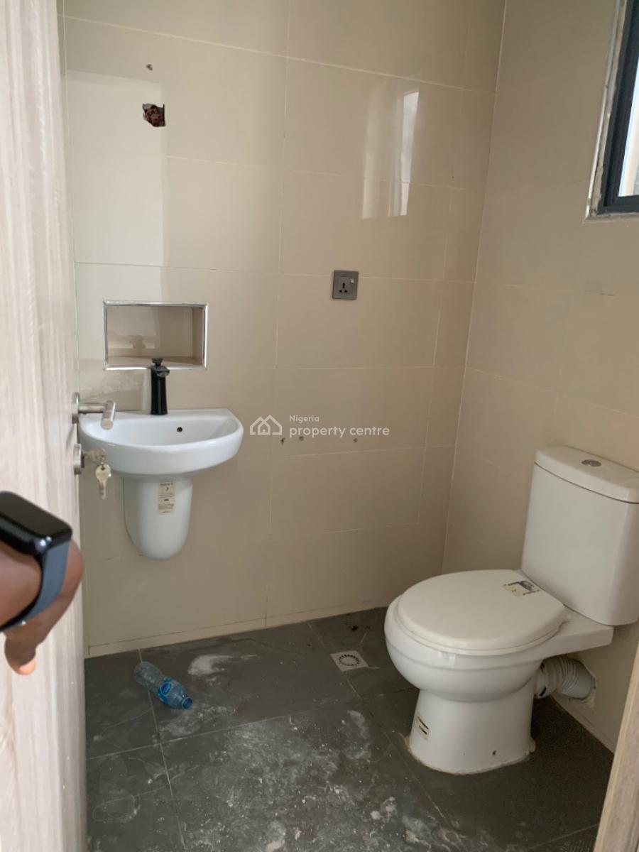 Luxury and Spacious 4 Bedroom Terrace with a Bq, Lekki Right, Oniru, Victoria Island (vi), Lagos, Terraced Duplex for Rent
