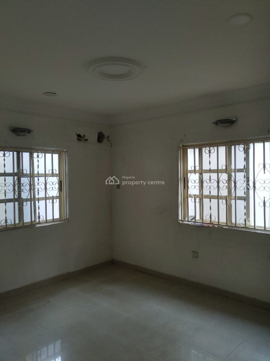 5 Bedroom Duplex, Gra Phase 1, Magodo, Lagos, Flat / Apartment for Rent