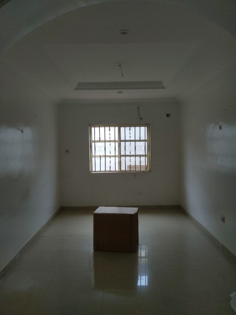 5 Bedroom Duplex, Gra Phase 1, Magodo, Lagos, Flat / Apartment for Rent