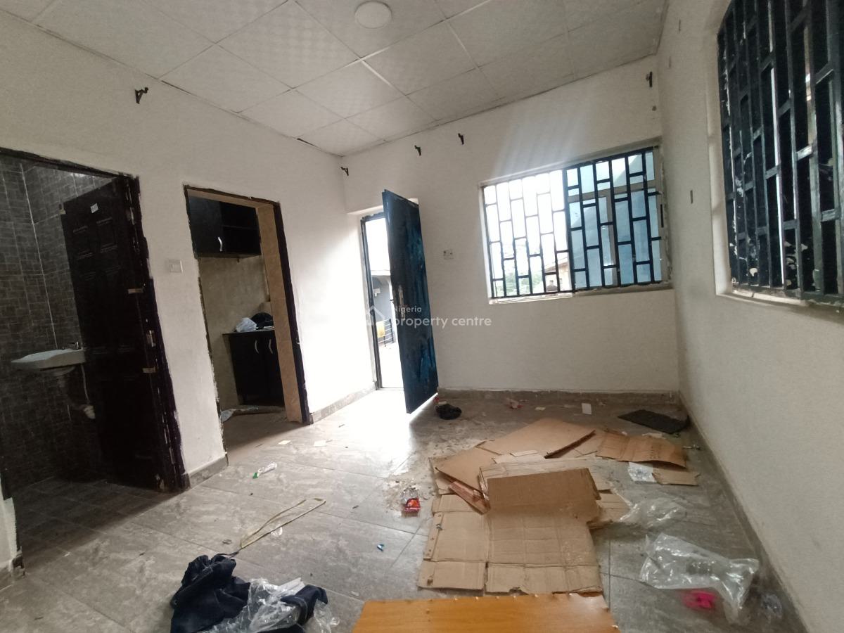 Nice Room Self Contain with Sweet Modern Facilities, Balogun, Ui Back Gate Extension, Ibadan, Oyo, Self Contain (single Rooms) for Rent