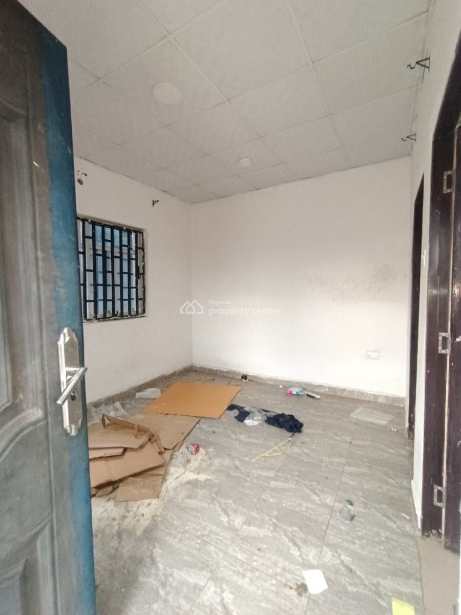 Nice Room Self Contain with Sweet Modern Facilities, Balogun, Ui Back Gate Extension, Ibadan, Oyo, Self Contain (single Rooms) for Rent