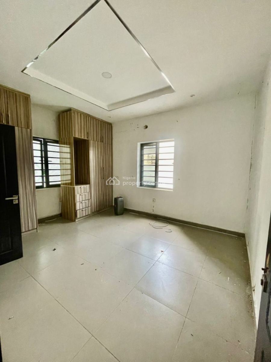 Spacious 2 Bedroom Apartment, Ikate, Lekki, Lagos, Flat / Apartment for Sale