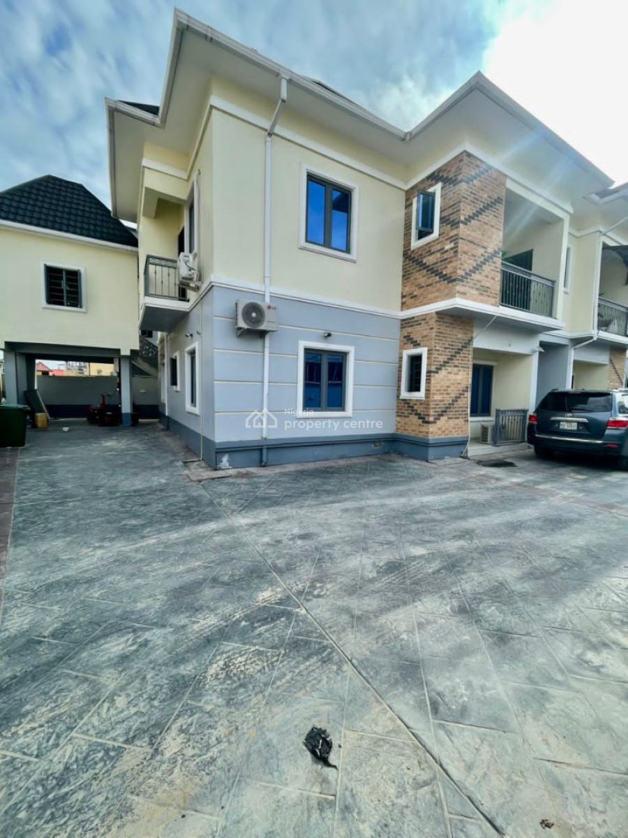 Spacious 2 Bedroom Apartment, Ikate, Lekki, Lagos, Flat / Apartment for Sale
