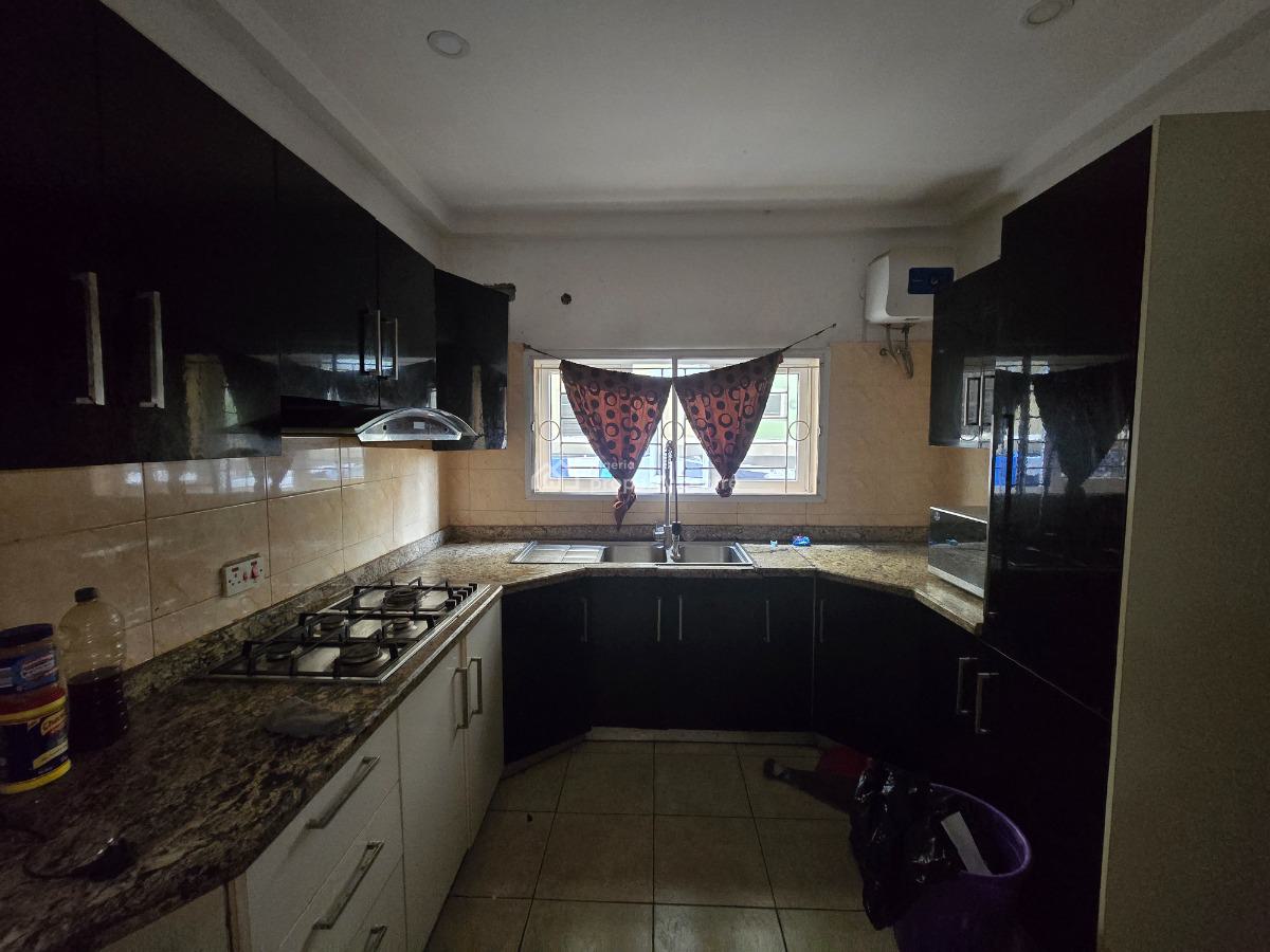 Well Located&fully Serviced 3 Bedroom Apartment with Swimming Pool&gym, Off Oniru Market Road, Lekki Phase 1, Lekki, Lagos, Flat / Apartment for Rent