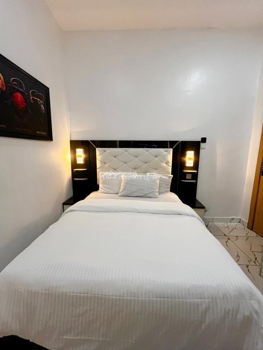 4 Bedroom Party Apartment, Orchid Road, Eleganza, Lekki, Lagos, Semi-detached Duplex Short Let