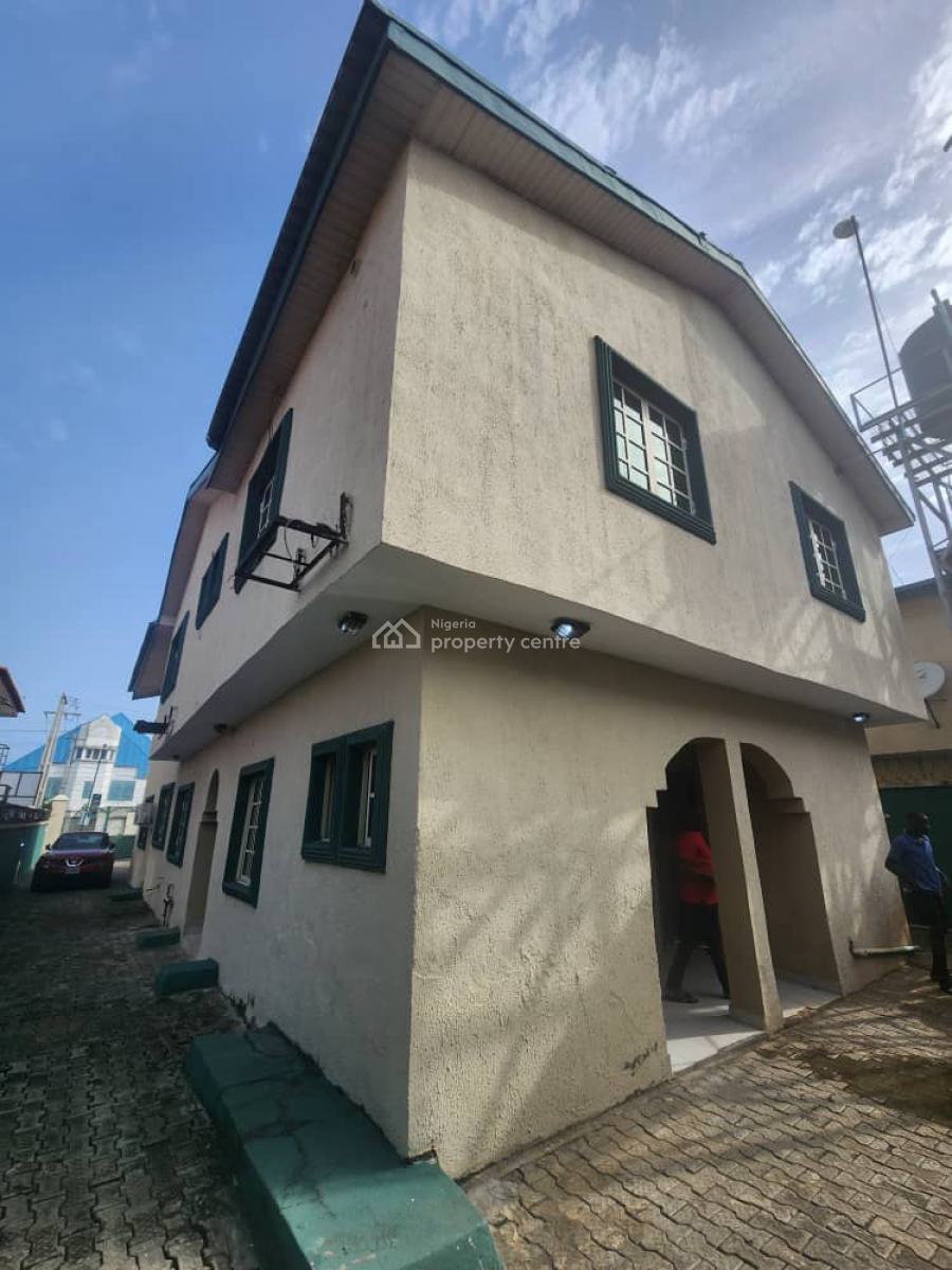 Commercial 3 Bedrooms Flat with 2 Bedroom Bq, Fola Osibo, Lekki Phase 1, Lekki, Lagos, Commercial Property for Rent