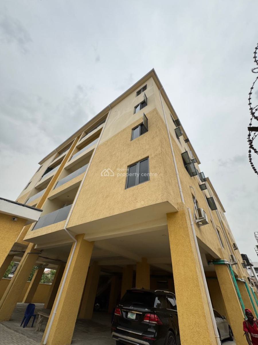 Spacious and Elegant 2 Bedroom Apartment, Lekki Phase 1, Lekki, Lagos, Flat / Apartment for Sale