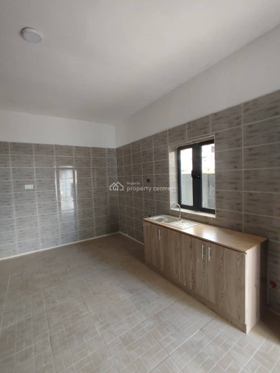 Newly Massive 3 Bedroom Flat with Bq, Katampe, Abuja, Flat / Apartment for Rent