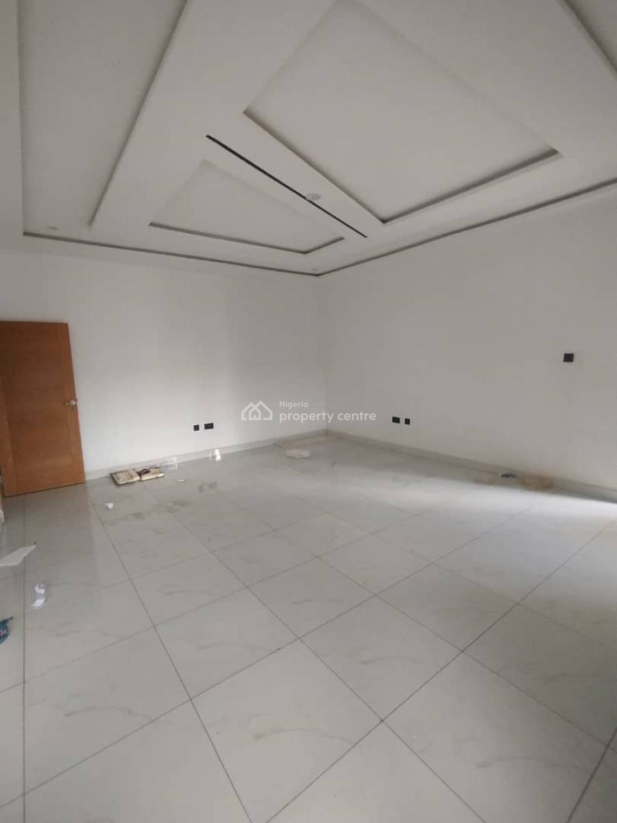 Well Standard 3 Bedroom Block Flat Second Floor, Katampe, Abuja, Flat / Apartment for Rent