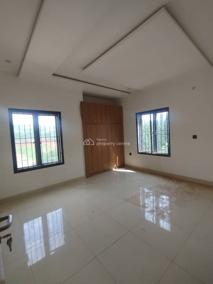 Well Standard 3 Bedroom Block Flat Second Floor, Katampe, Abuja, Flat / Apartment for Rent