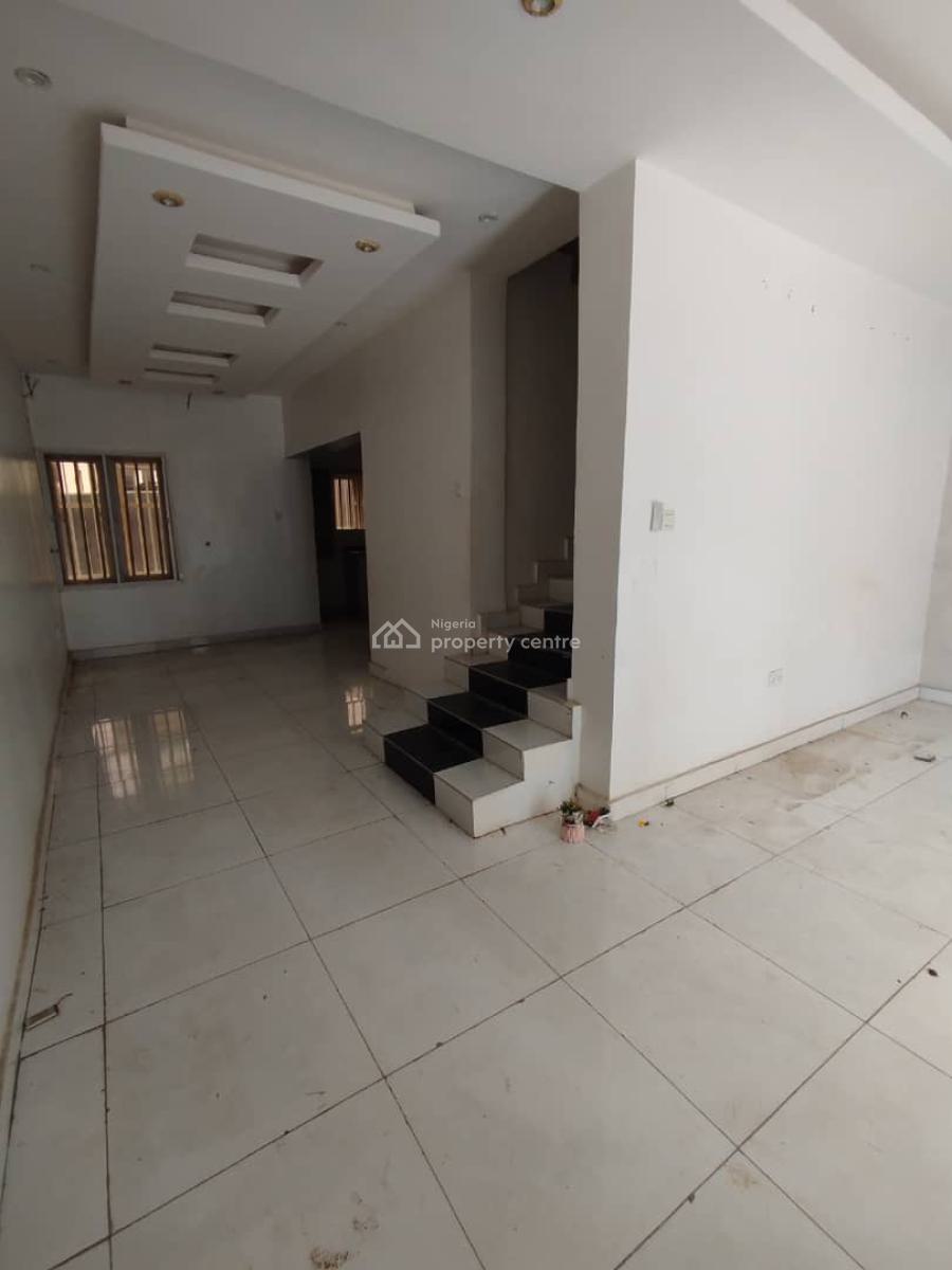 Well Standard 4 Bedroom Terrace Duplex Without Bq, Jahi, Abuja, Terraced Duplex for Rent