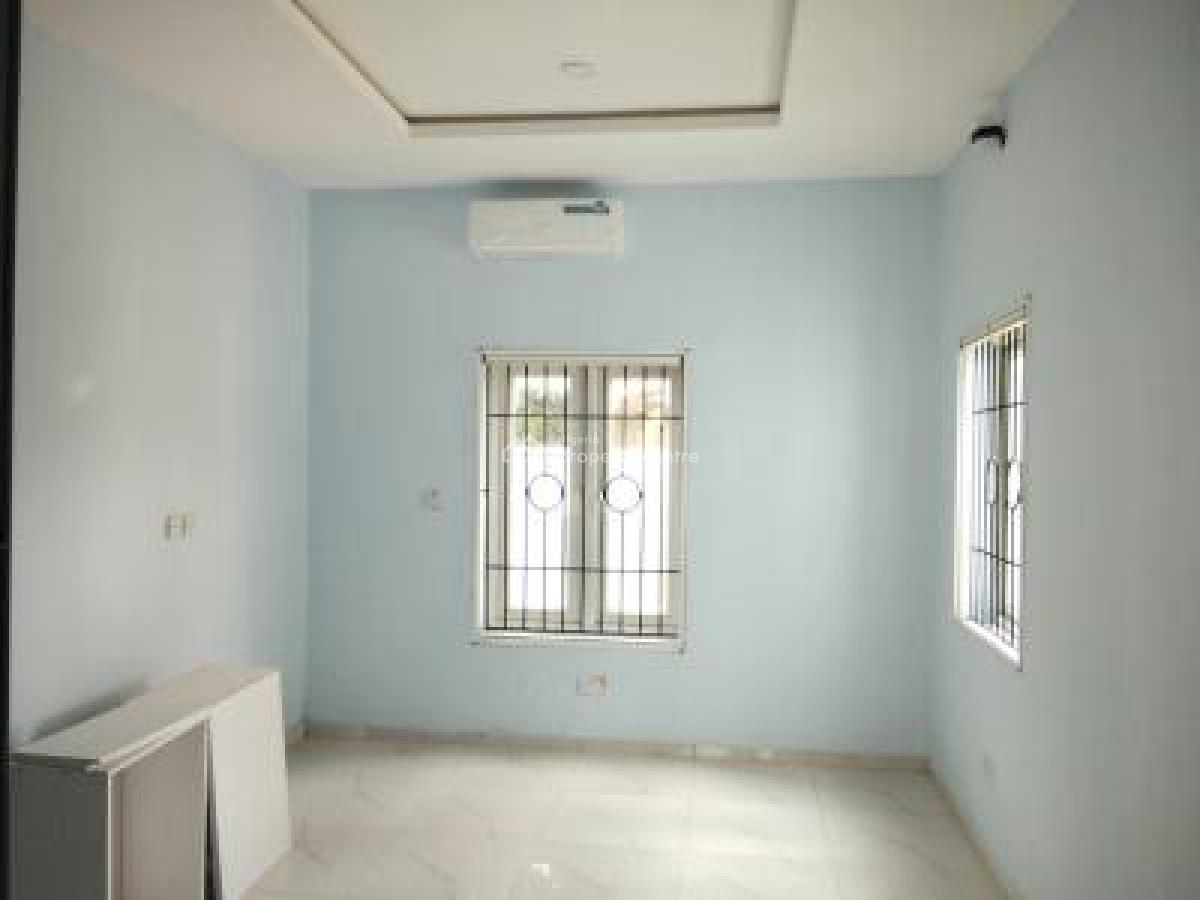 Executive 1 Bedroom Flat, in an Estate, Anthony, Maryland, Lagos, Mini Flat (room and Parlour) for Rent