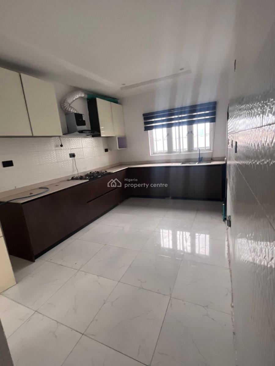 3 Bedroom Flat Penthouse with 1-room Boys Quarter, Off Bisola Durosinmi Ette Drive, Lekki Phase 1, Lekki, Lagos, Flat / Apartment for Rent