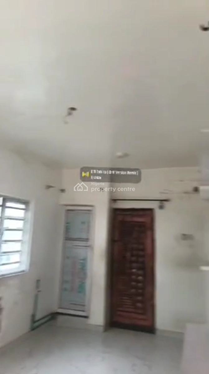Very Decent and Spacious Mini-flat, Ogunmokun, Mushin, Lagos, Mini Flat (room and Parlour) for Rent
