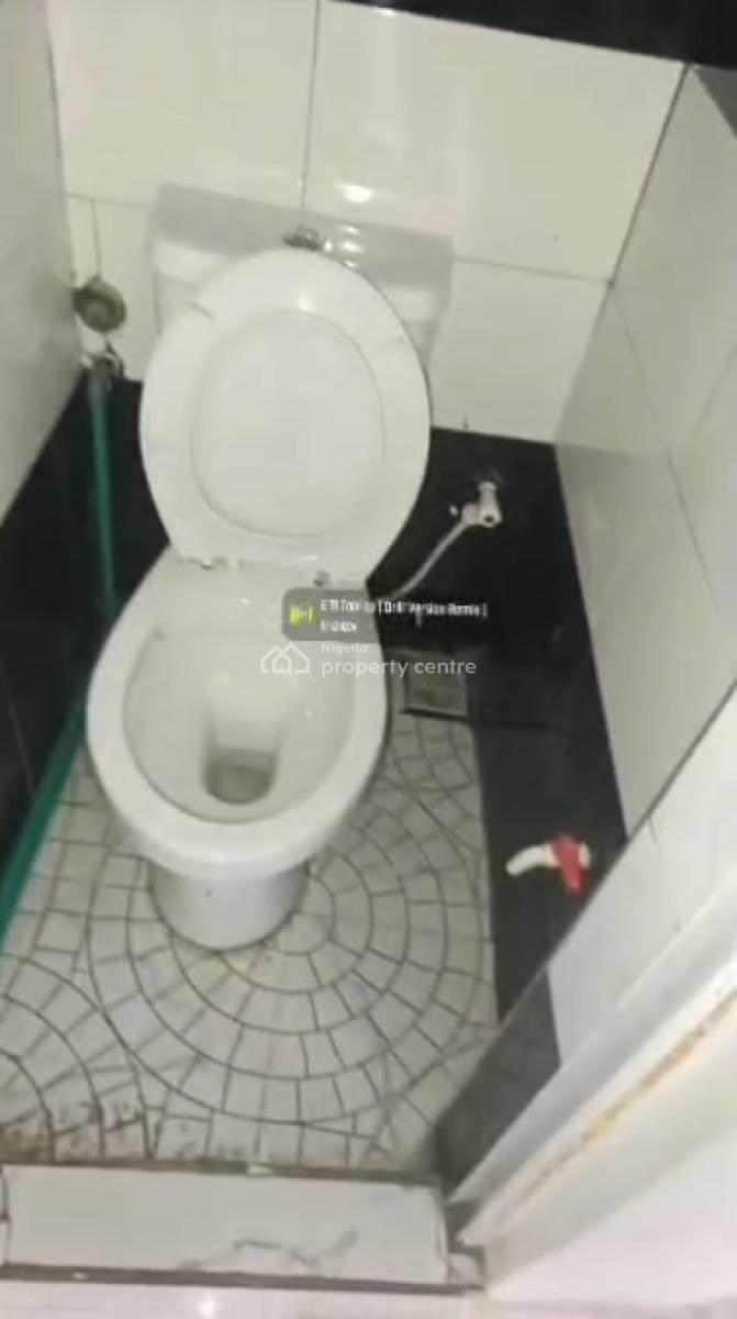 Very Decent and Spacious Mini-flat, Ogunmokun, Mushin, Lagos, Mini Flat (room and Parlour) for Rent