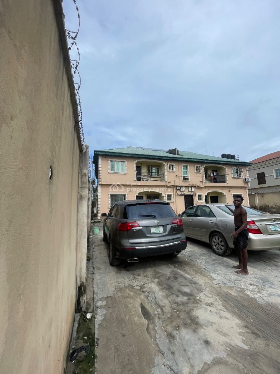 a Well Renovated 2 Bedroom Apartment, Off Mobil Road, Ilaje, Ajah, Lagos, Flat / Apartment for Rent