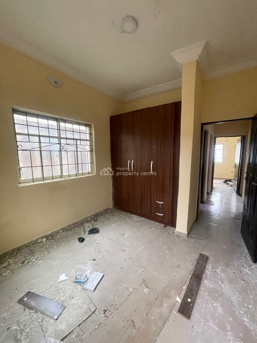 a Well Renovated 2 Bedroom Apartment, Off Mobil Road, Ilaje, Ajah, Lagos, Flat / Apartment for Rent