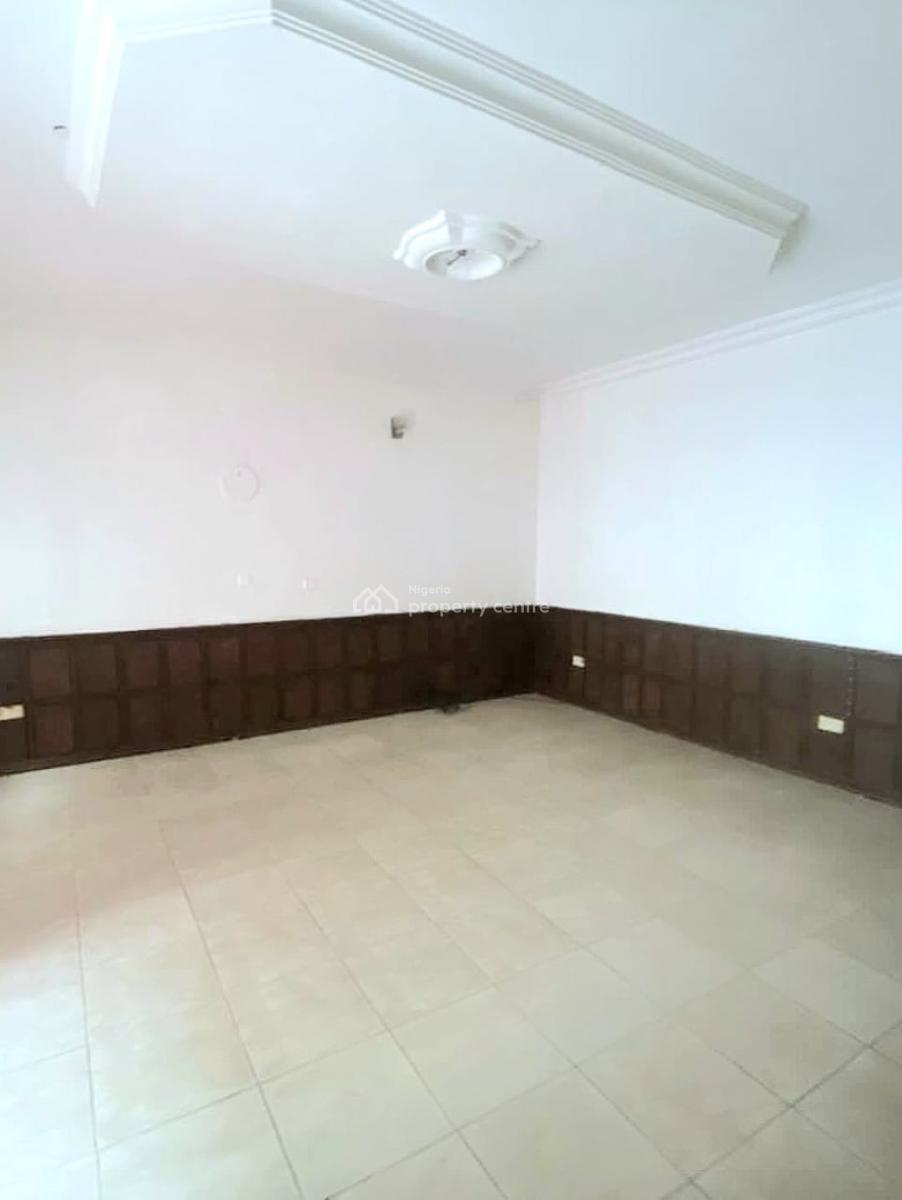 Spacious 4 Bedroom Terrace Duplex, Lekki Phase 1, Lekki, Lagos, Office Space for Rent