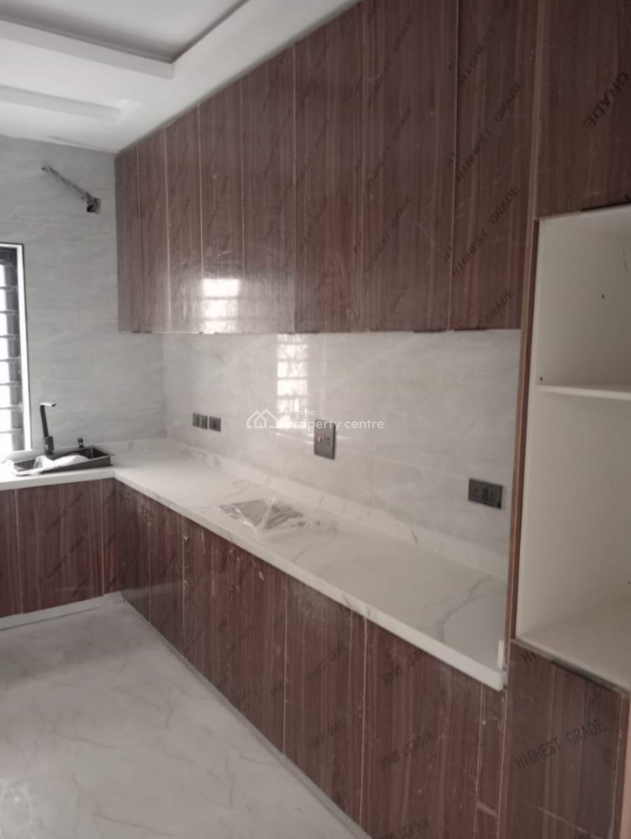 6 Bedroom Detached House with a Room Boys Quarters, Eleko Road Oposite Amen Estate, Eleko, Ibeju Lekki, Lagos, Detached Duplex for Sale