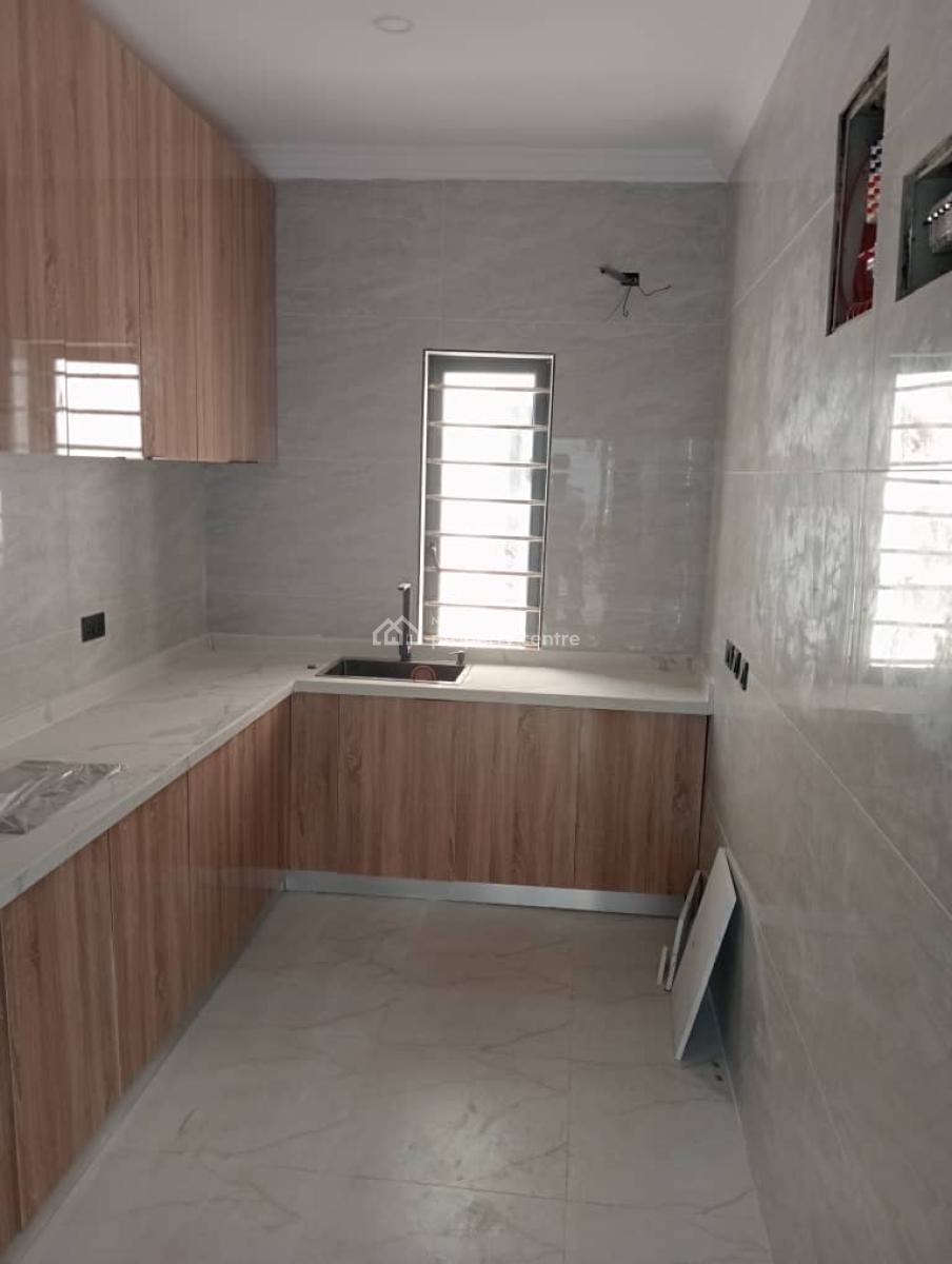 6 Bedroom Detached House with a Room Boys Quarters, Eleko Road Oposite Amen Estate, Eleko, Ibeju Lekki, Lagos, Detached Duplex for Sale