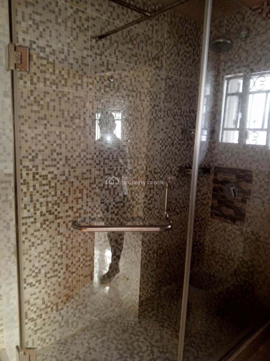 Luxury 3 Bedroom Terrace Duplex with Bq in Mini Estate, Lekki Phase 1, Lekki, Lagos, Terraced Duplex for Sale