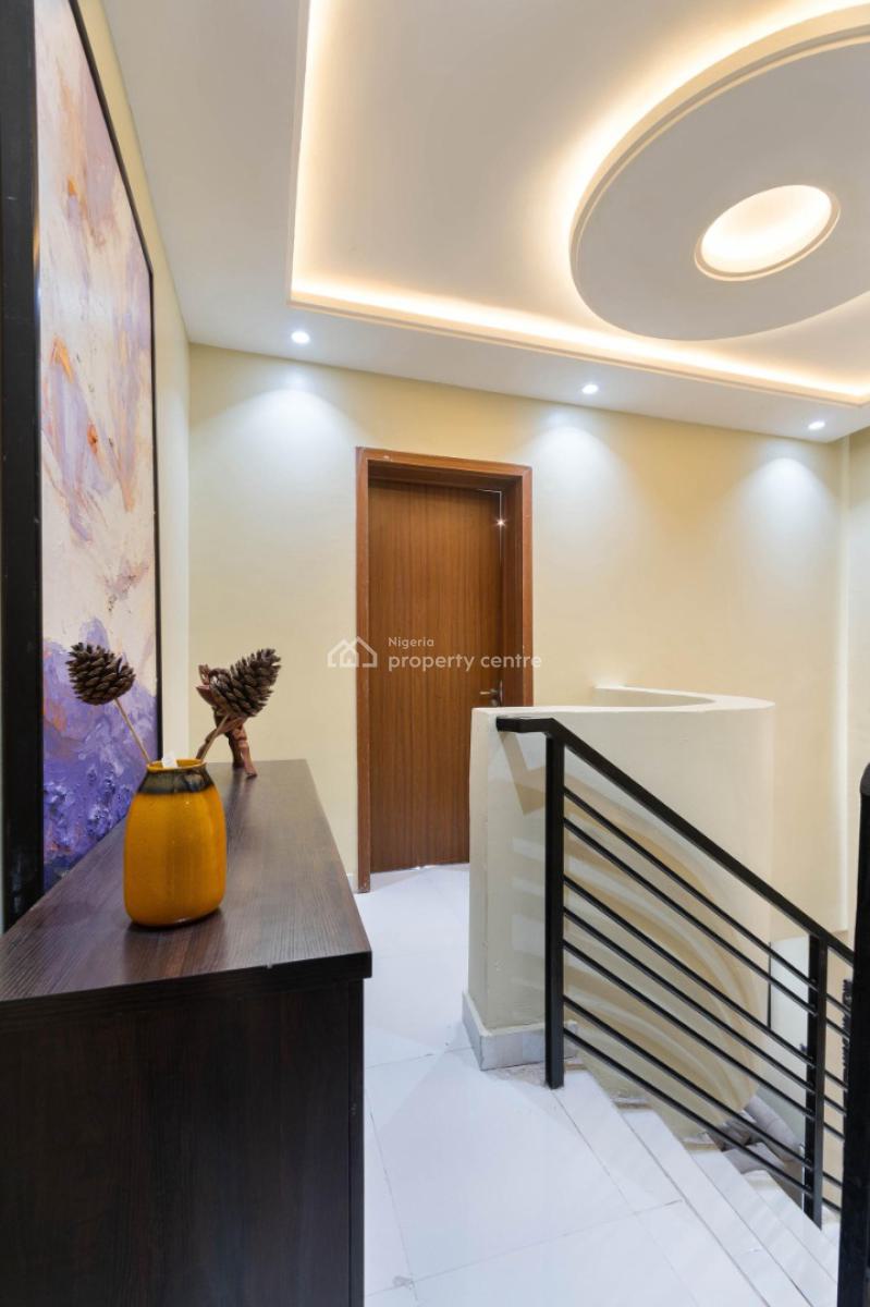 Luxury 2bedroom Maisonette with Balcony and 24/7 Security, Lekki Lagos, Lekki Phase 1, Lekki, Lagos, Flat / Apartment Short Let